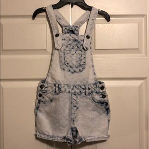 🚨LAST CHANCE 🚨Kohls Brand Overalls 💓